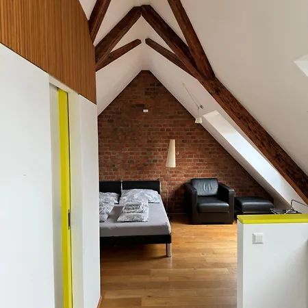 Moderne In Attraktivem Altbau *